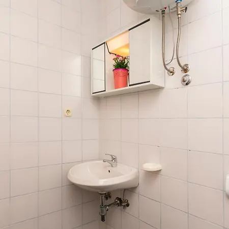 Appartement Milas With Pool