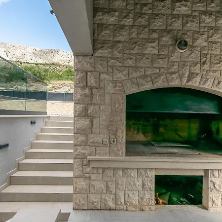 Appartement Milas With Pool