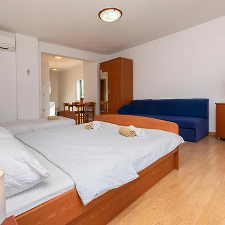 Milas With Pool Appartement