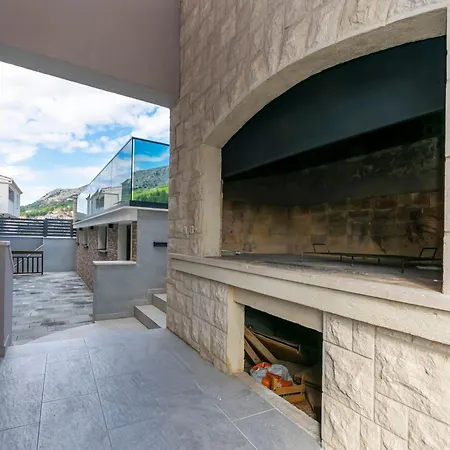 Milas With Pool Appartement